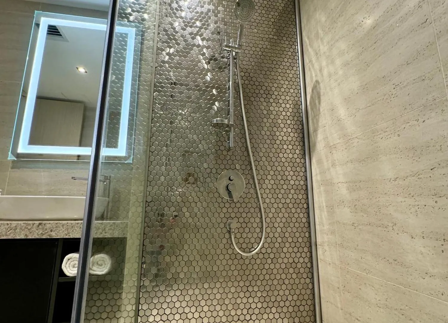 Twin Tower Luxury Service Apartment Kuala Lumpur Malaysia